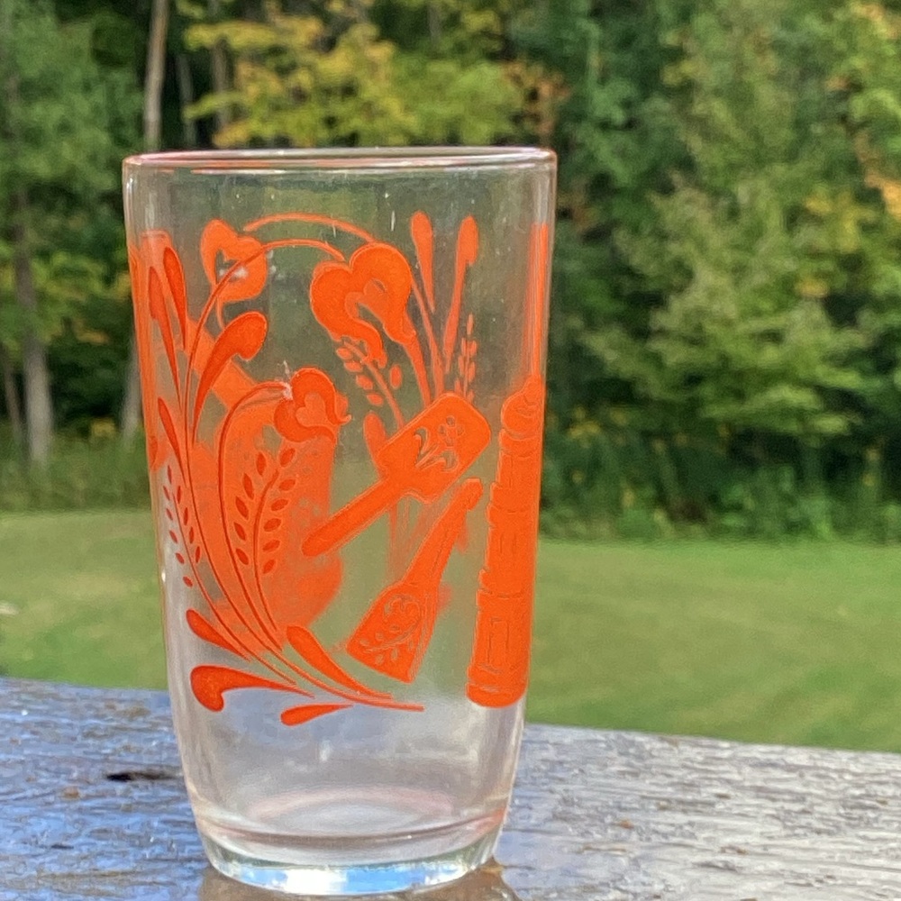 ⚜️ VTG JUICE GLASS SWANKY SWIGS CRADLE & BUTTER CHURN PRISTINE ORANGE 🍊